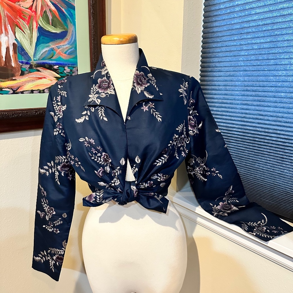 Dana Buckman  Navy Silk Shrug Jacket Embroidered w Purple Flowers - Size 6